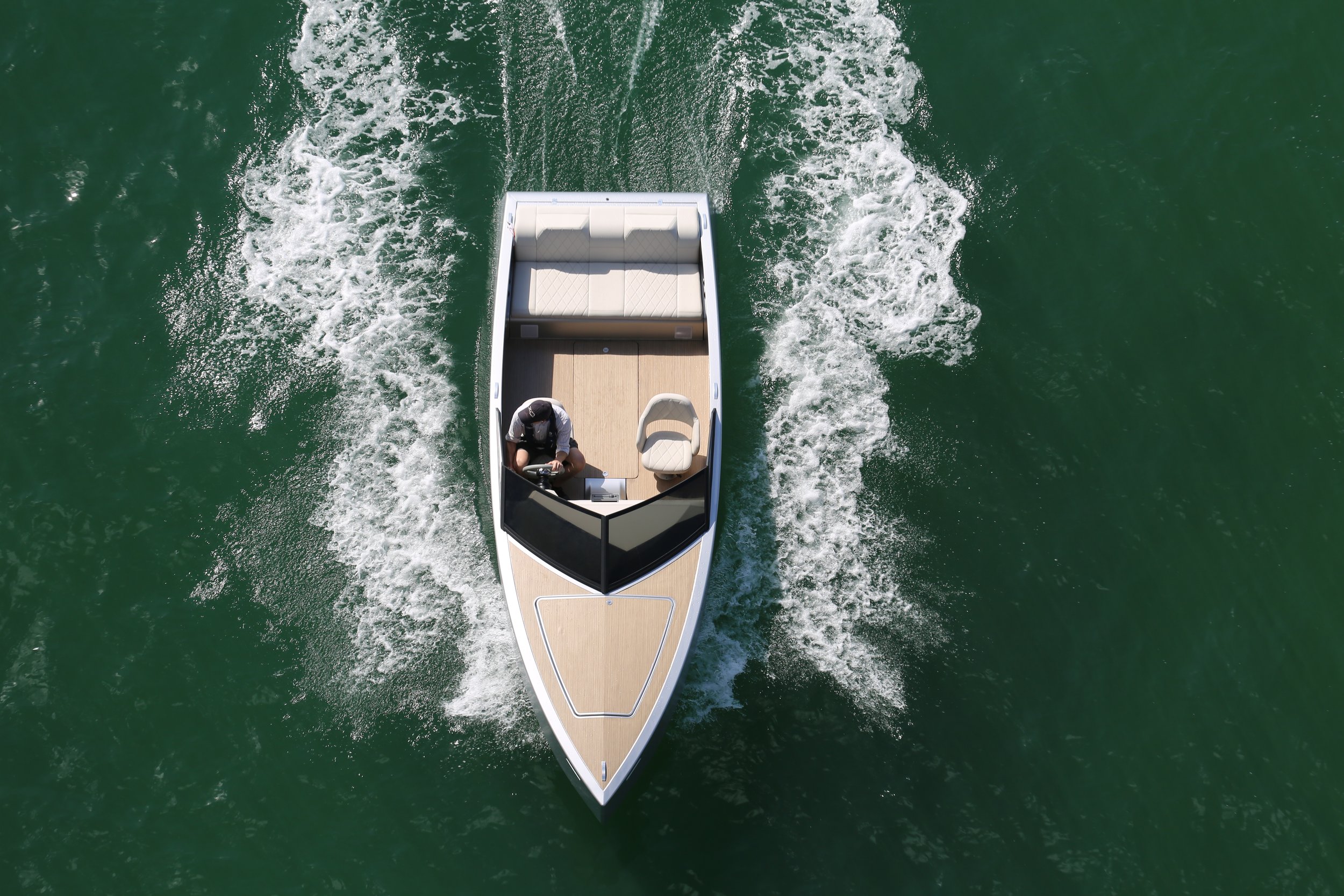 ZinBoats Inc. Electric Boats and Propulsion. ZinBoats Inc. Electric Boats and Propulsion.